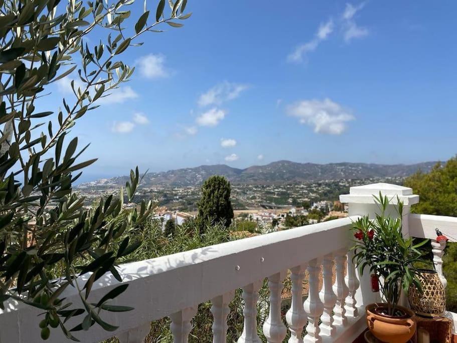 Precioso Apartamento Mandarinos Con Vistas Al Mar Nerja Exterior photo